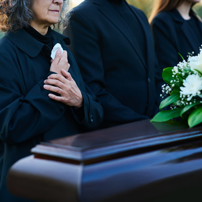 How MiFuneral Helps Families Deal with Immediate Costs