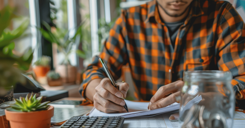 Spring Clean Your Finances: 5 Easy Wins for the New Season