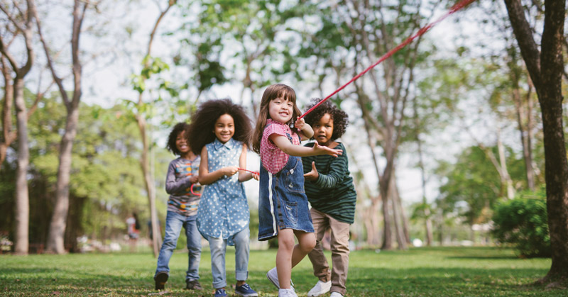 Keep Kids Busy During the Holidays Without Spending